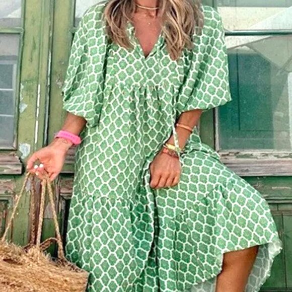 BEAUTIFUL GREEN MEDIUM 3 TIER GRANNY DRESS OPEN COLLAR WITH ROPE MIDI DRESS - Picture 3 of 4